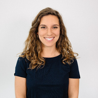 Annie Hulkower Bio Image