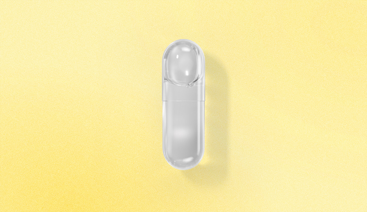 Ritual Natal Choline capsule on yellow background